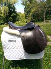 Load image into Gallery viewer, 17 1/2" Stalker-Nafey General Purpose Saddle