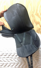 Load image into Gallery viewer, Wintec Isabell Werth Dressage Saddle
